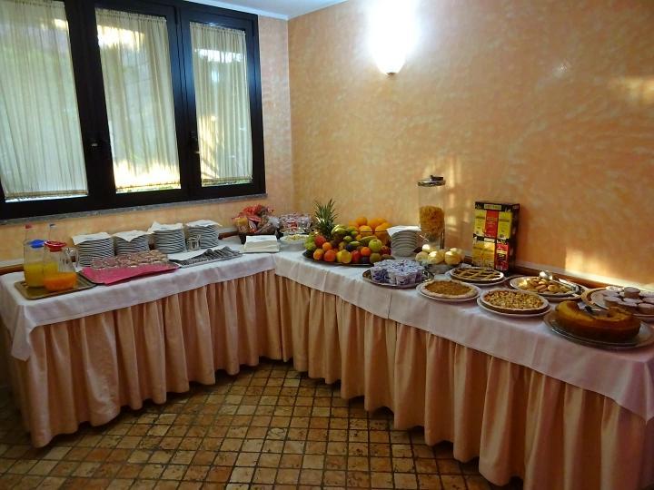 Albergo Ristorante Il Delfino Novara Dış mekan fotoğraf